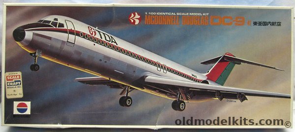 Nitto 1/100 Douglas DC-9-41 Stretch - TDA Airlines, 428-800 plastic model kit